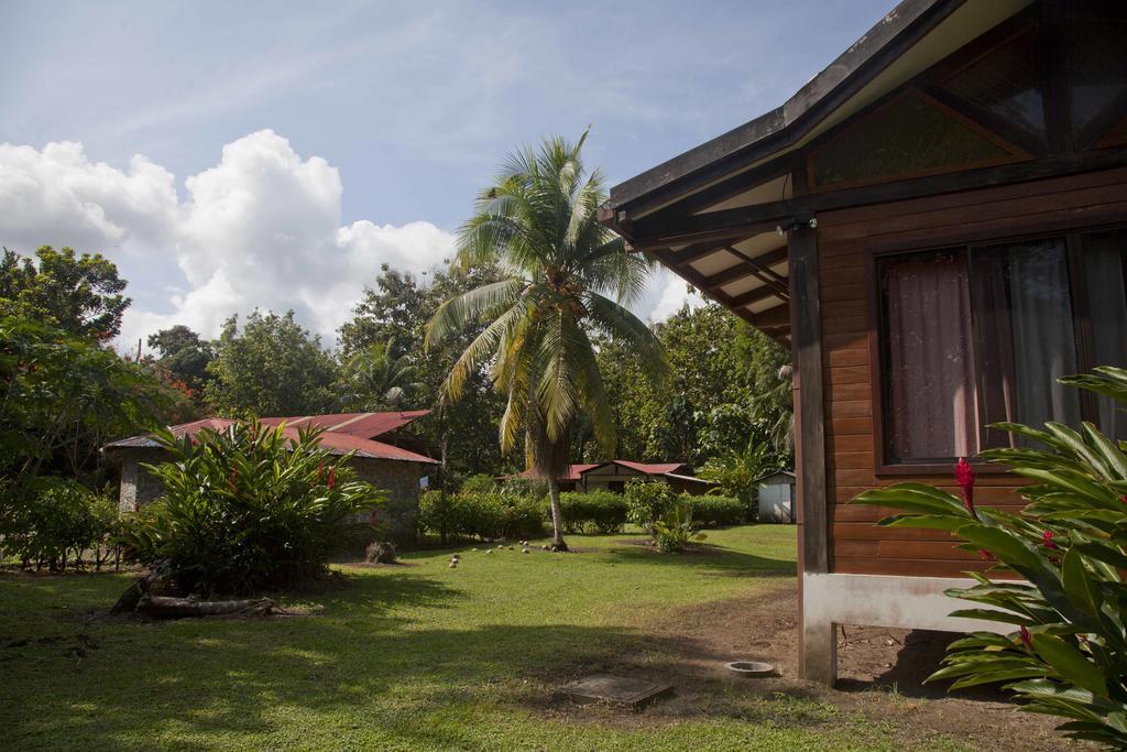 Kenaki Lodge Puerto Viejo de Talamanca ภายนอก รูปภาพ